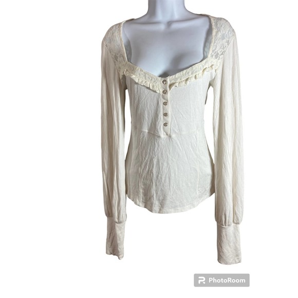 Free people Tops - Free People Ivory Super Soft Thermal Medium